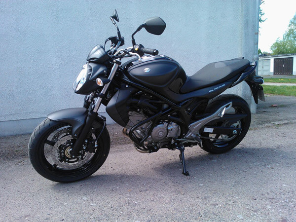 Suzuki Gladius 650